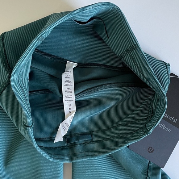 NWT Lululemon Base Pace HR Tight 25" *Two-Tone Ribbed Size 4 - Picture 7 of 10